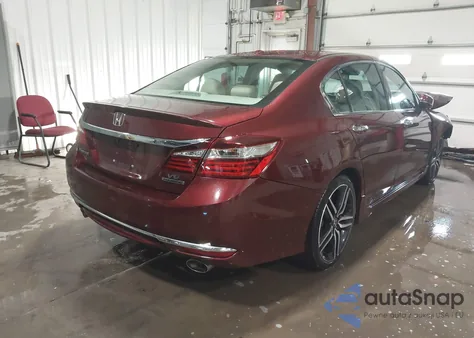 2016 Honda Accord Touring z USA, uszkodzony, nr VIN 1HGCR3F99GA031313